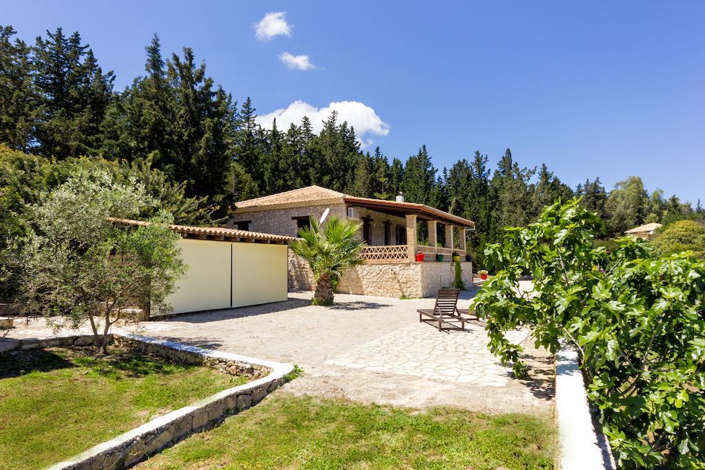 Liuba Houses Vasilikí Exterior foto